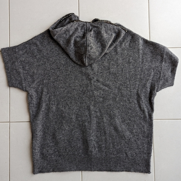 Gray shirt sleeve hooded wool and cashmere blend V neck sweater size Medium - Picture 8 of 9